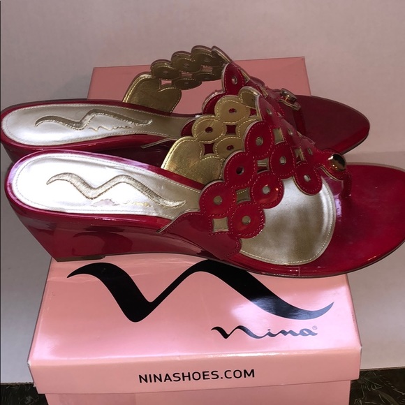 NWT Nina Naira Red Patent Leather Sandals, Size 9M - Picture 4 of 7